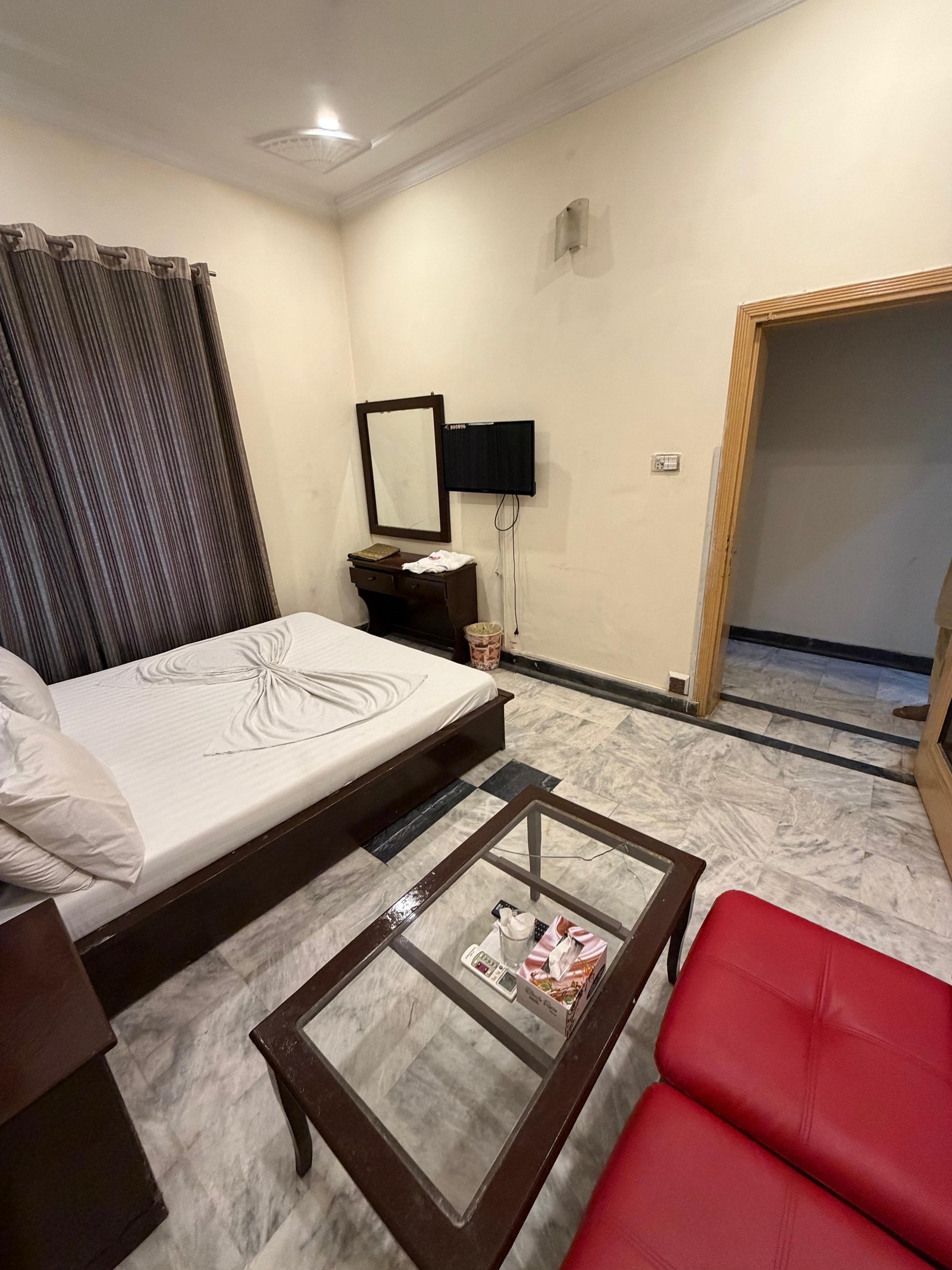 Deluxe King Room